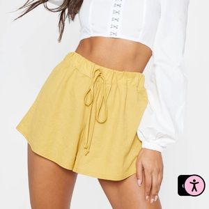 pretty little thing high waisted flowy shorts